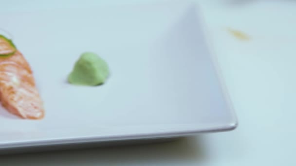 Primer Plano Vista Izquierda Del Sushi Nigiri Con Rebanadas Sabroso — Vídeos de Stock