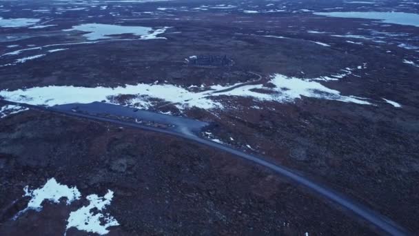 Vista Panorámica Del Famoso Monumento Arctic Henge Ubicado Llanura Congelada — Vídeos de Stock