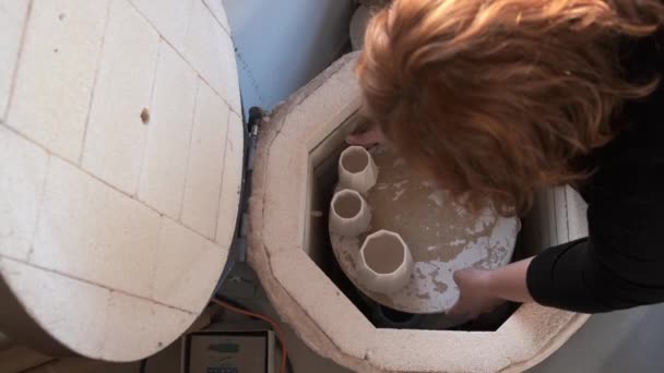 Footage Woman Ceramic Pot Workshop — Stock Video