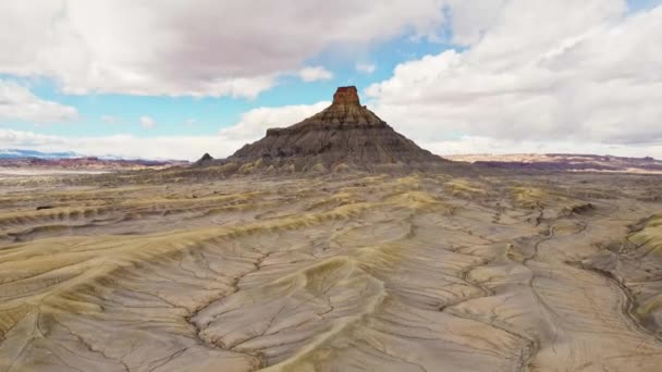 Haut Vue Incroyable Drone Sommet Usine Butte Situé Terrain Grès — Video