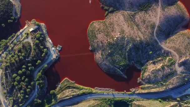 Impresionante Vista Drones Coloridos Ríos Terrenos Arenosos Parque Minero Ubicado — Vídeo de stock