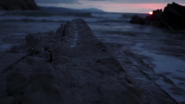 Slow Motion View Rocky Breakwater Waving Sea Twilight Sunset Time — Vídeo de Stock