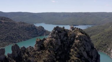 Güzel manzaranın hava görüntüsü. Doğa 