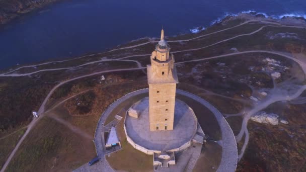 Güzel Deniz Feneri Manzarasının Hava Görüntüleri — Stok video