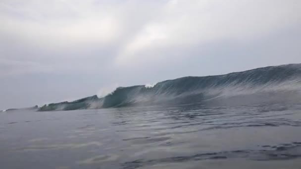 Grandes Ondas Mar Durante Dia Indonésia — Vídeo de Stock
