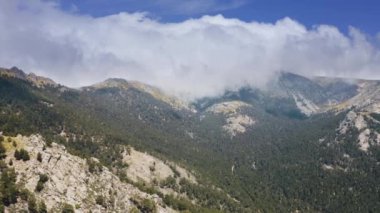 Dağların güzel manzarası