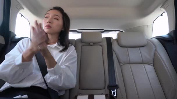 Виконавча Бізнес Леді Сидить Таксі — стокове відео