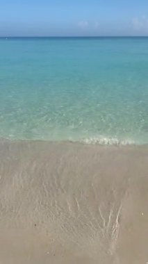 Küba, Varadero 'nun berrak sularını tecrübe edin.