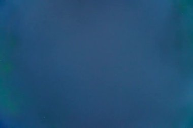 İsveç 'in Kiruna şehrinde gece gökyüzünde Aurora Borealis' in hareketini gösteren çarpıcı zaman dilimi videosu gerçek zamanlı olarak doğal fenomeni yakalıyor..