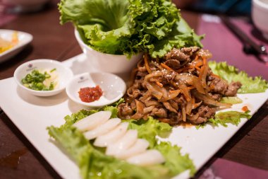 Hsinchu, Tayvan 'daki restoranda lezzetli Tayland yemekleri servis ediliyor.