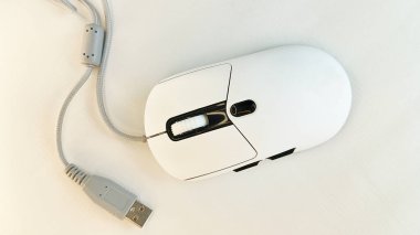 Beyaz arka plan beyaz bilgisayar fare