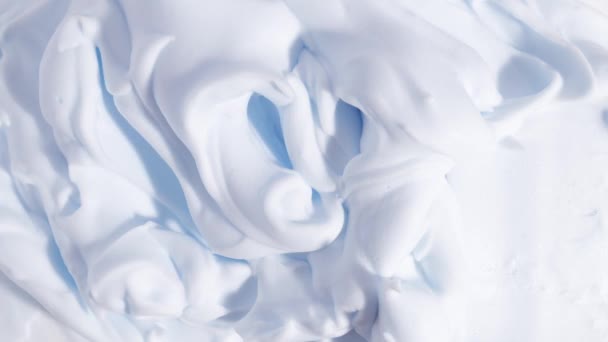 ブルームースフォームクリーミーな食感 化粧水 クリーム シャンプーのサンプル 泡状のスキンケア製品のスミアスマッジ ストップモーションアニメーション — ストック動画