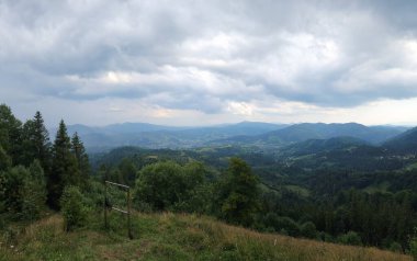 Dağların güzel manzarası