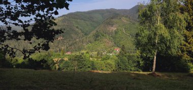 Dağların güzel manzarası