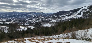 Dağların güzel manzarası