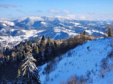 Dağların güzel manzarası