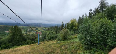 Dağlı güzel bir manzara.