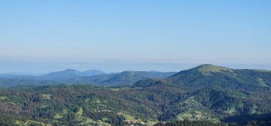 Dağların güzel manzarası