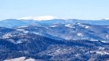 Dağların güzel manzarası