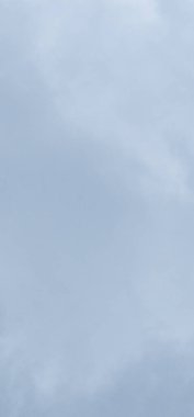 Mavi Gökyüzü ve Bulutlar