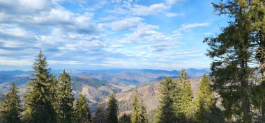 Dağların güzel manzarası