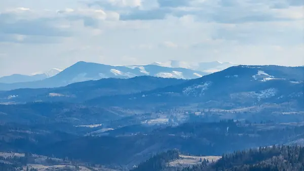 Vinter Bergslandskap Karpatiska Bergen — Stockfoto