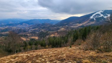 Dağların güzel manzarası