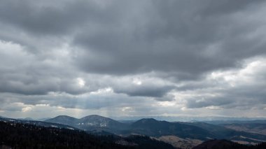 Karpatlar 'da fırtına