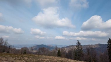 Karpat Dağlarının güzel manzarası, Ukrayna