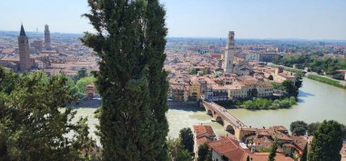 İtalya 'daki Verona şehrinin manzarası