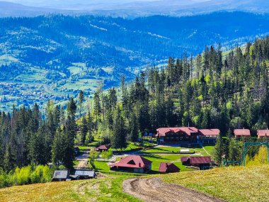 Güzel Karpat Dağları manzarasına