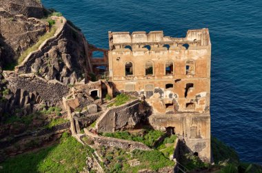 Adanın antik kalesinin kalıntıları, Yunan, Santorini