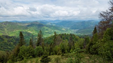 Dağların güzel manzarası
