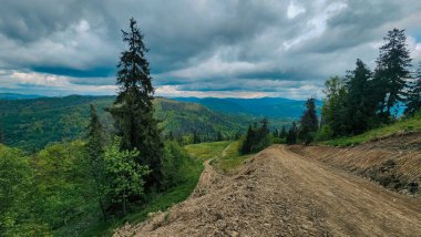 Karpat Dağları 'ndaki güzel manzara