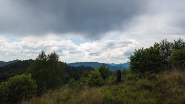 Polonya 'daki Tatra Dağları' nın güzel manzarası.