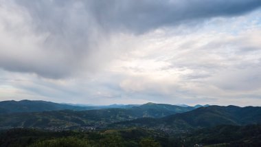 Trang, Vietnam 'daki güzel dağ manzarası.