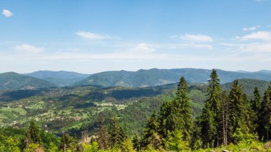 Dağların güzel manzarası