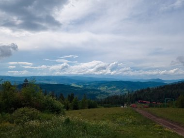 Dağların güzel manzarası