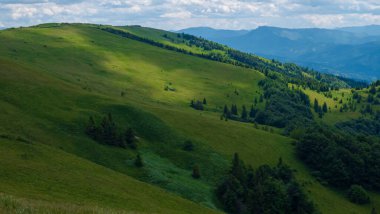 Yaz dağı manzarası, Karpat Dağları