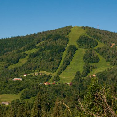 Dağların güzel manzarası
