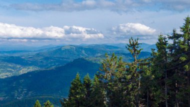 Karpat Dağlarının güzel manzarası