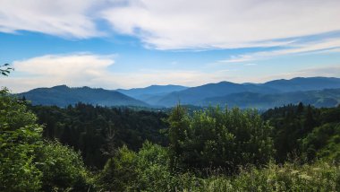 Dağların güzel manzarası