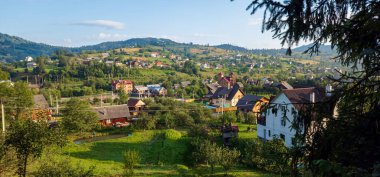 Dağlardaki siyah evlerin köyü