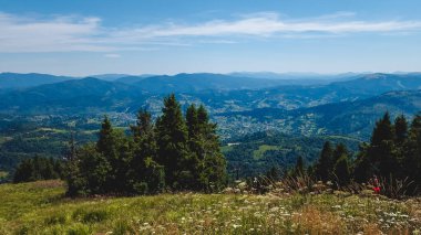 Dağların güzel manzarası