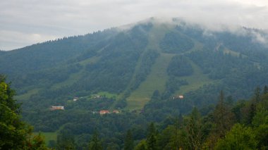Dağların güzel manzarası
