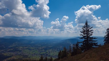 Karpat Dağları 'ndaki güzel manzara