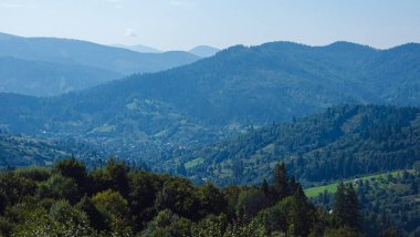 Dağların güzel manzarası