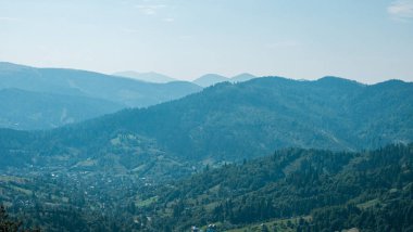 Dağların güzel manzarası