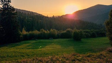 Dağda güzel bir gün batımı