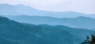 ısmarlayarak güzel Dağları